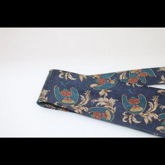 Dreamcatcher floral flowers logo tie - Picture 3 of 4